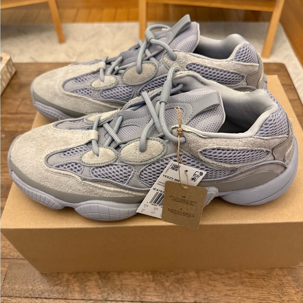 adidas Yeezy 500 Sneakers
